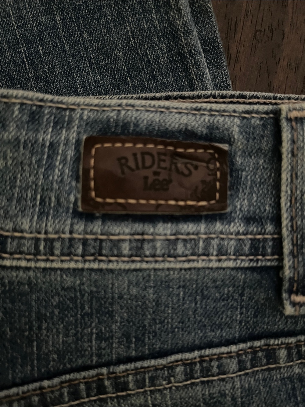 Lee Riders Jeans - Picture 10 of 10
